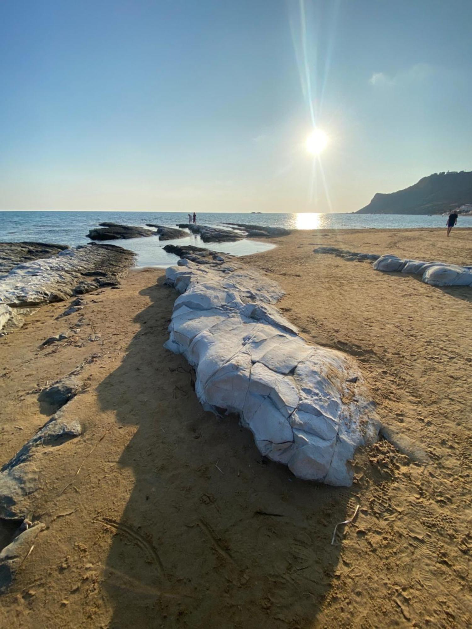 Casa Vacanza Scala Dei Turchi Realmonte Luaran gambar
